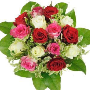Rote, weiße, rosa Rosen im Blumenstrauß