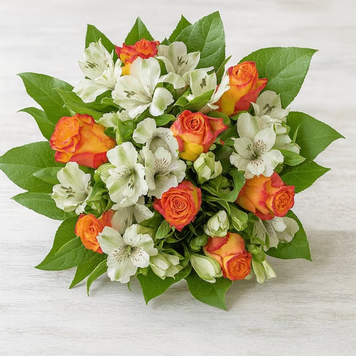 Orangefarbener Blumenstrauß