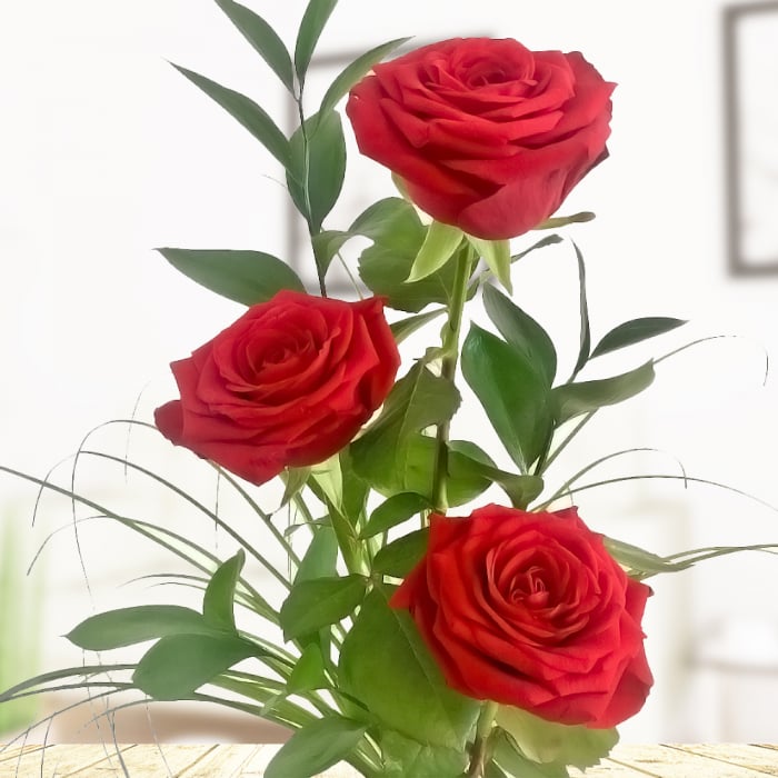 Rosenstrauß - Drei rote Rosen