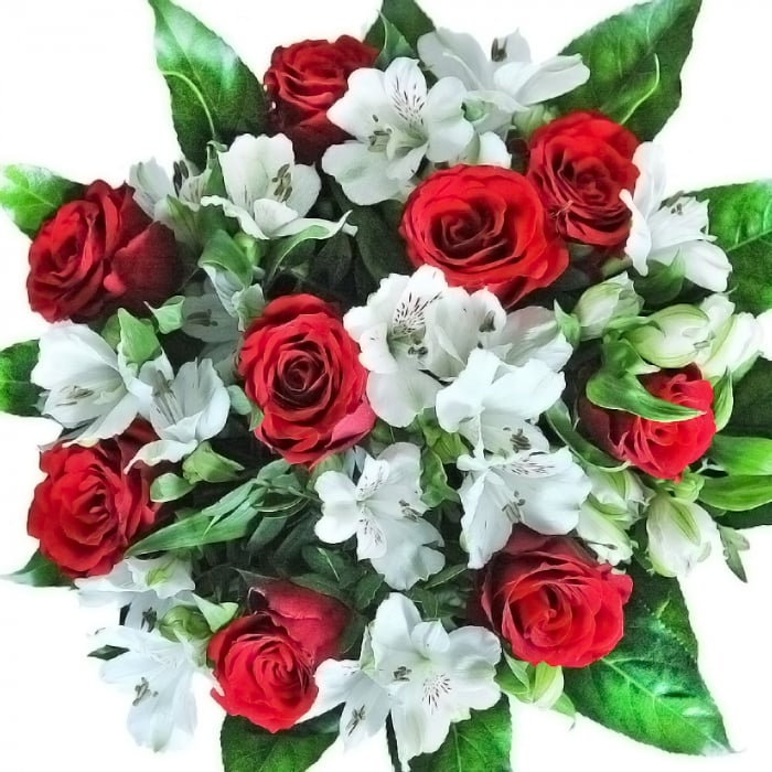 Blumenstrauß mit roten Rosen und Alstromerien