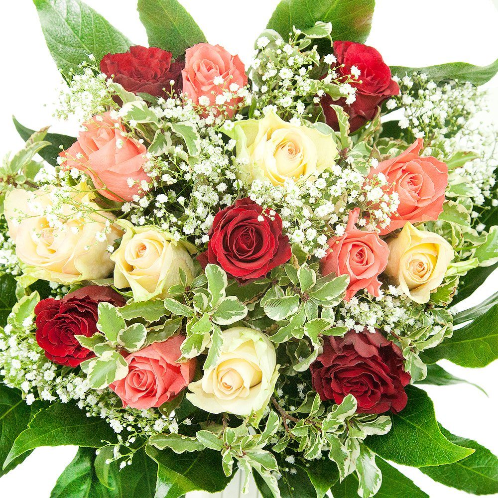 Blumenstrauß mit 15 Rosen in rot, weiß und rosa mit Schleierkraut und Schnittgrün
